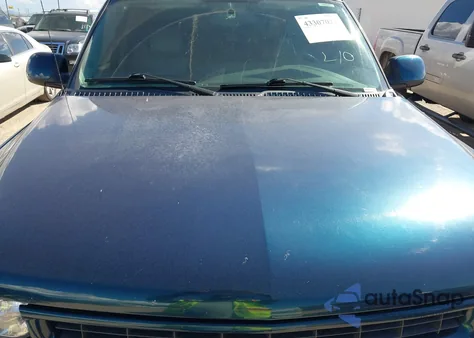 2006 Chevrolet Tahoe Z71 from USA, damaged, VIN 1GNEK13Z06R148497